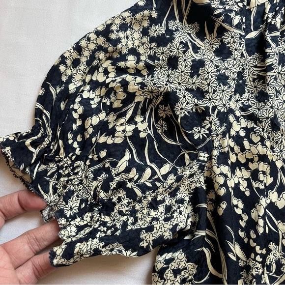 BA&SH black cream floral short puff sleeve button up mini dress - Picture 4 of 7